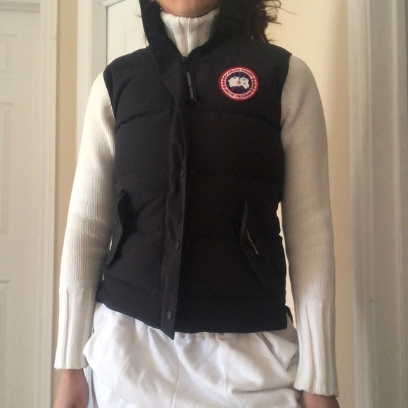 Navy Canada goose freestyle vest - Picture 6 of 11